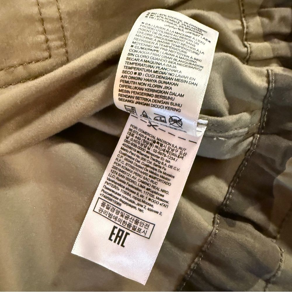 Banana Republic Olive Camouflage Utility Jacket - Picture 10 of 16